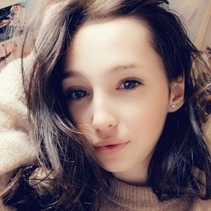 Meet your Posher, Angélique